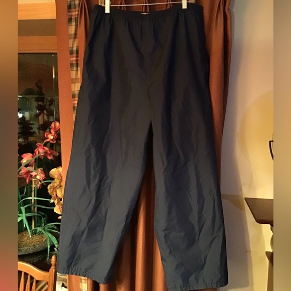 NWOT Rain Pants in Size XXL. - Picture 1 of 6